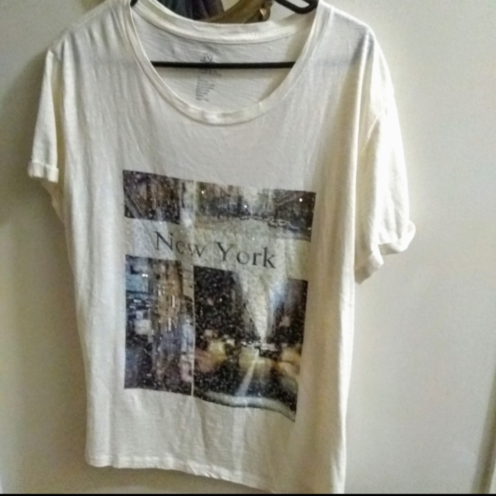 Lightweight T shirt